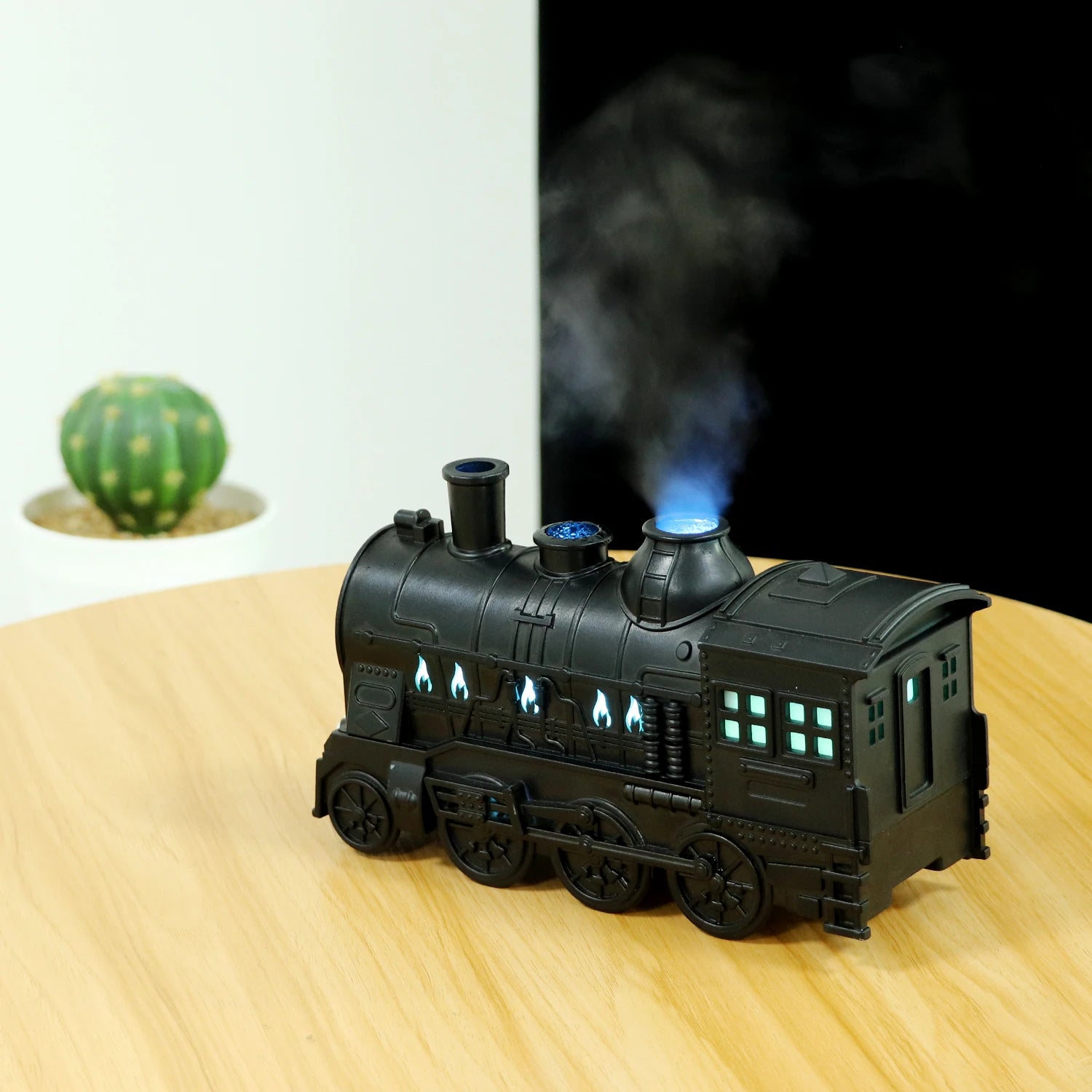 Vintage Train 300ml Air Humidifier & Aroma Diffuser with Remote and LED Light